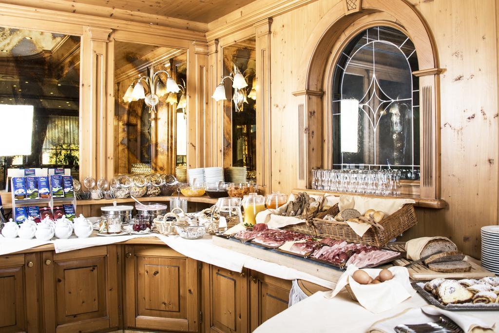 Turmhotel Gschwendt Planca di Sopra المظهر الخارجي الصورة