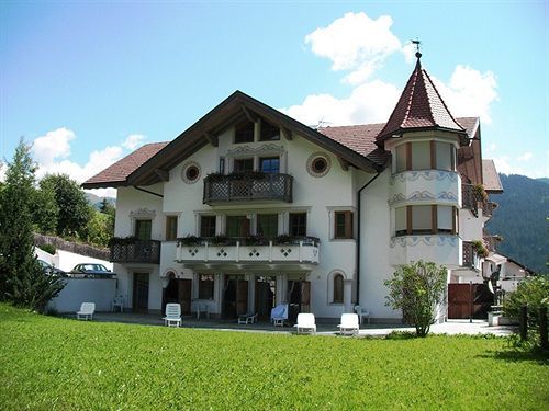 Turmhotel Gschwendt Planca di Sopra المظهر الخارجي الصورة